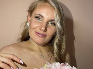 Webcam sex with Harmonyautumn