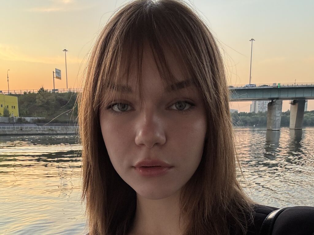 Harrietellender's profile - Image n°0