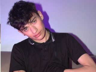 Webcam sex con Harryclark