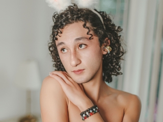 Webcam sex con Harukii