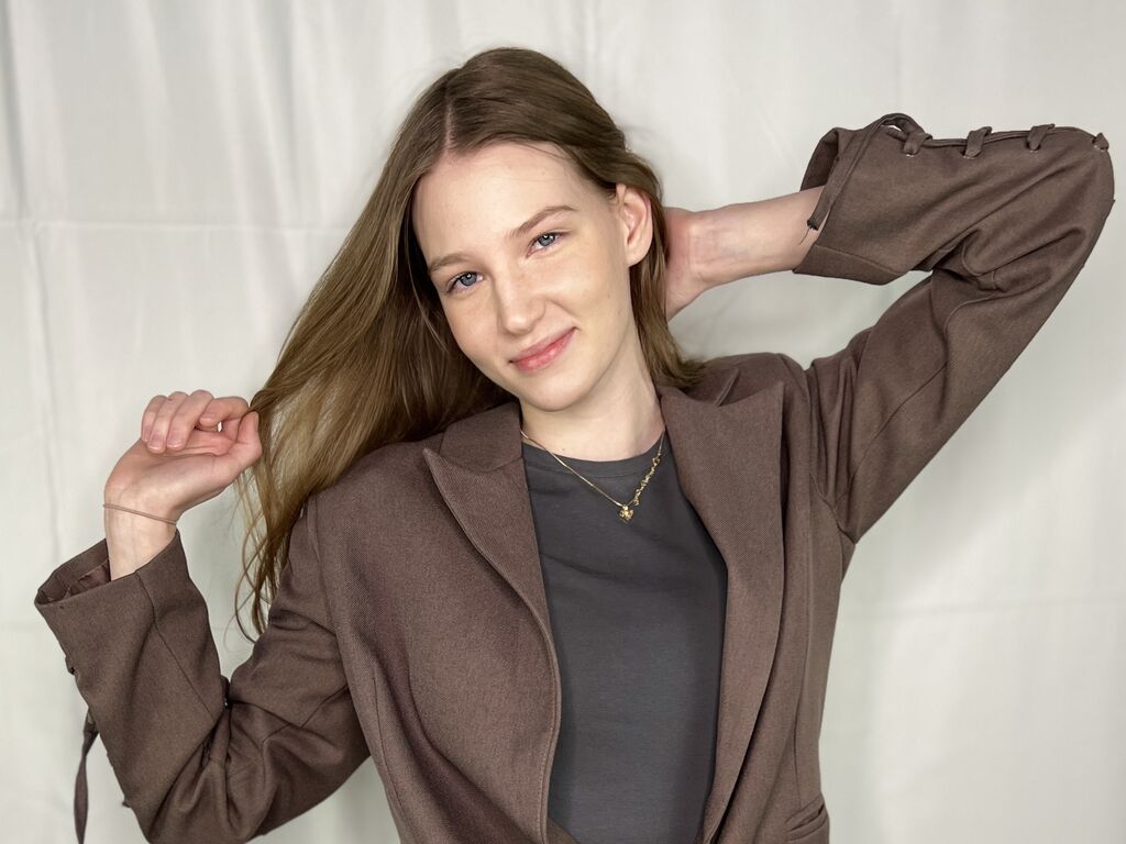 Hazelledwell's profile - Image n°1