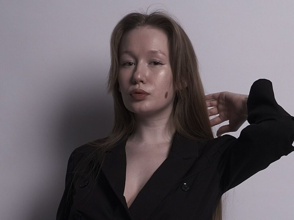 Hazelrossey's profile - Image n°0