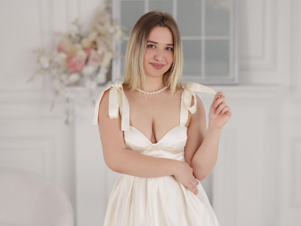hazelwhites's profile - Image n°1