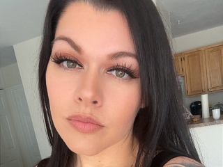 Webcam sex with Hazlemarie143