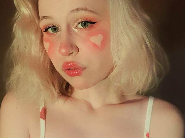Aliceannette's profile - Image n°2