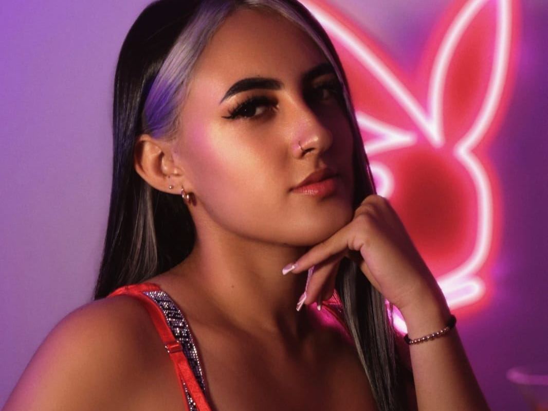 Heleenmonroy's profile - Image n°8