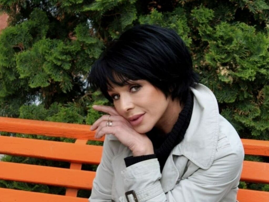 Helenaclark's profile - Image n°1