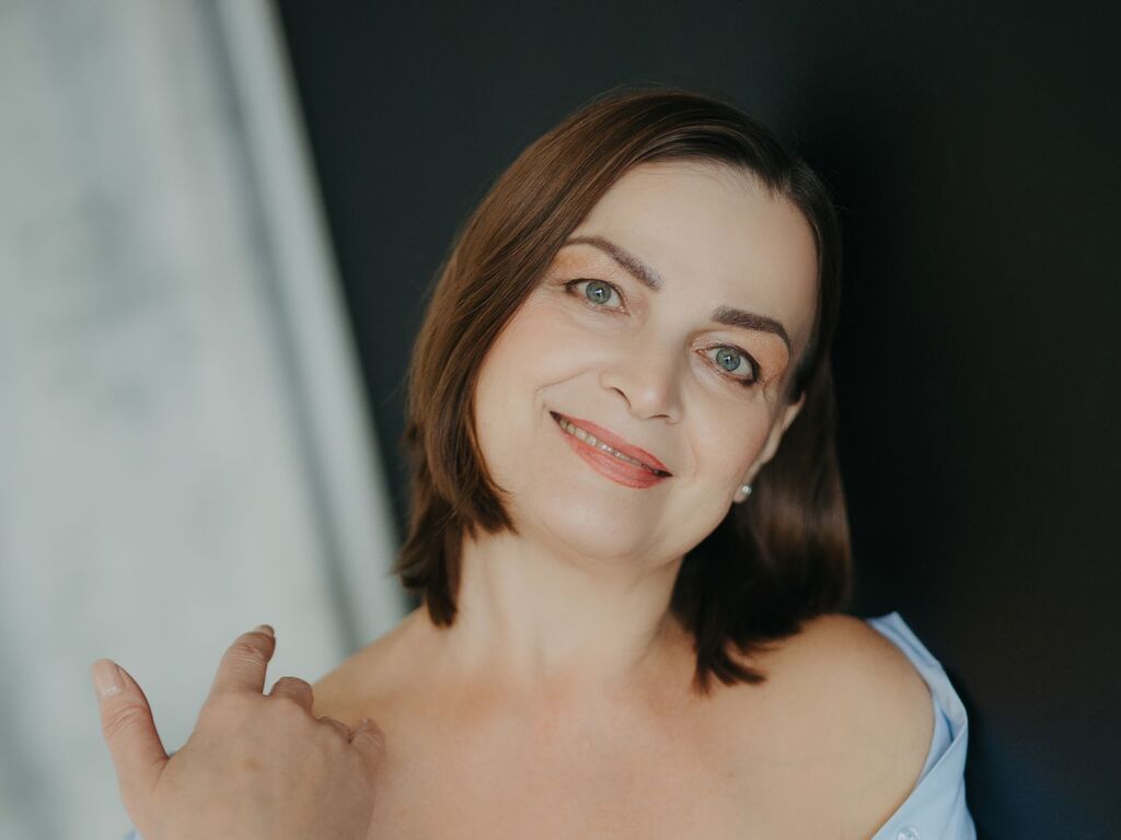 Helenlinor's profile - Image n°0