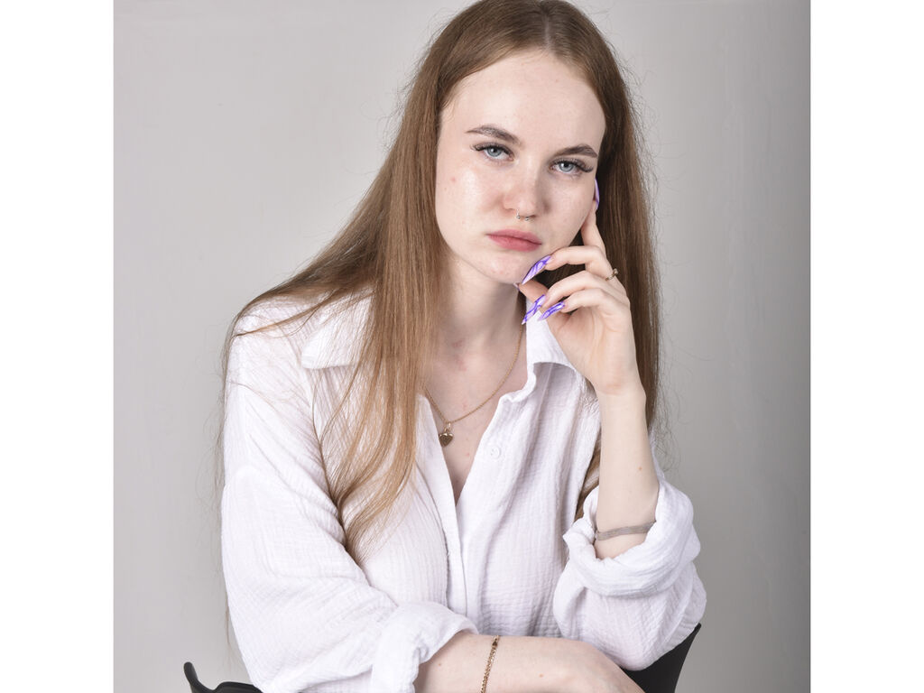 Helensaar's profile - Image n°0