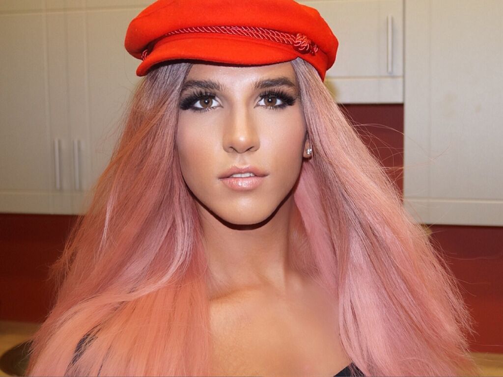 HelenSpellman's profile - Image n°1