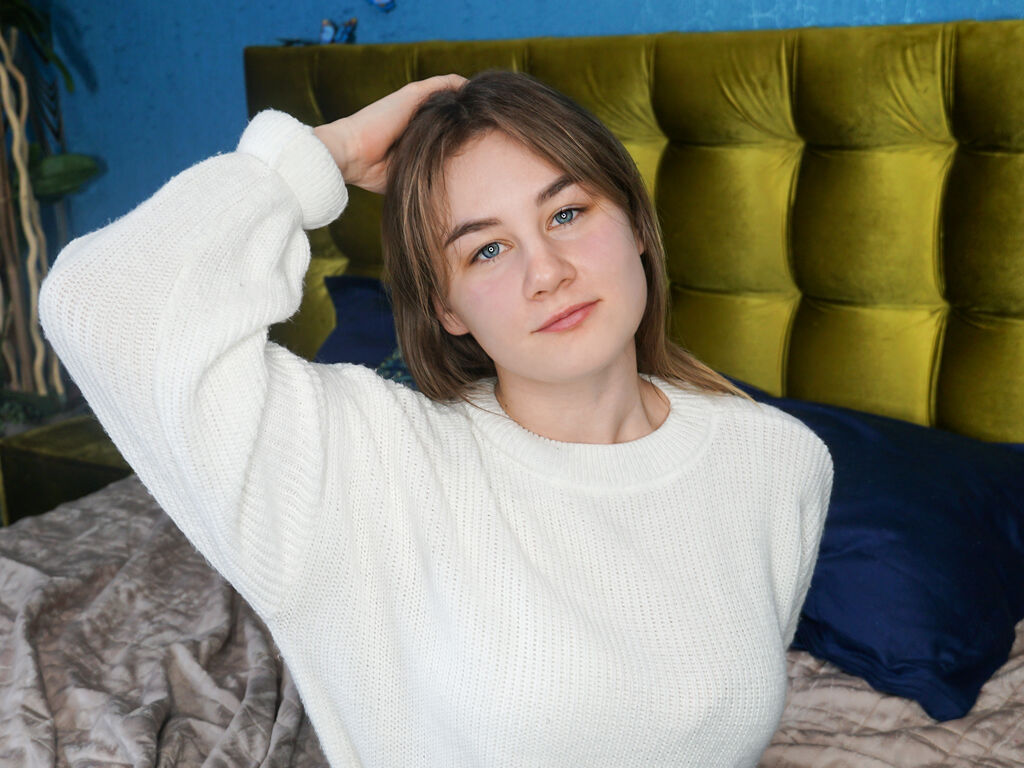 Hellyfay's profile - Image n°0