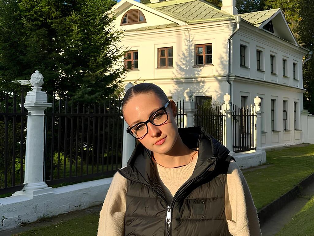 Henriettaale's profile - Image n°0