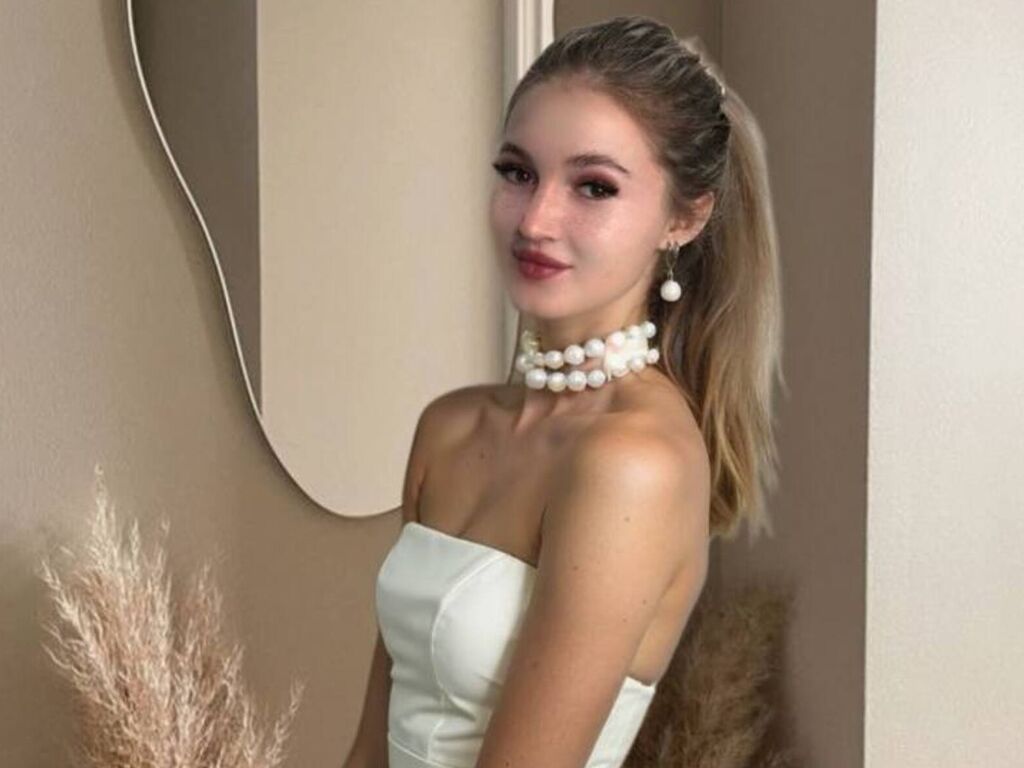 Henriettaeglin's profile - Image n°0