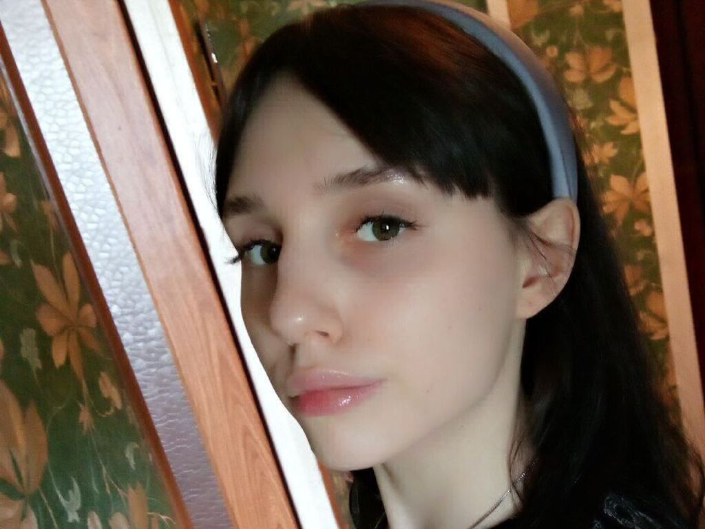 Henriettaeliot's profile - Image n°0
