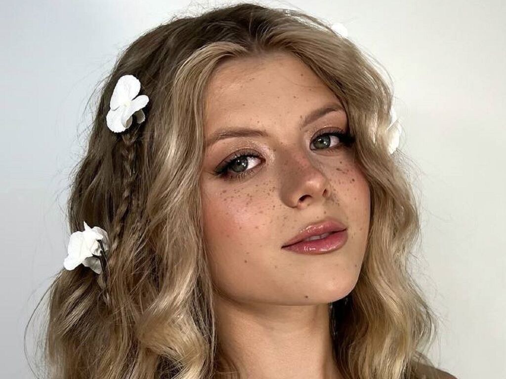 Henriettaevatt's profile - Image n°0