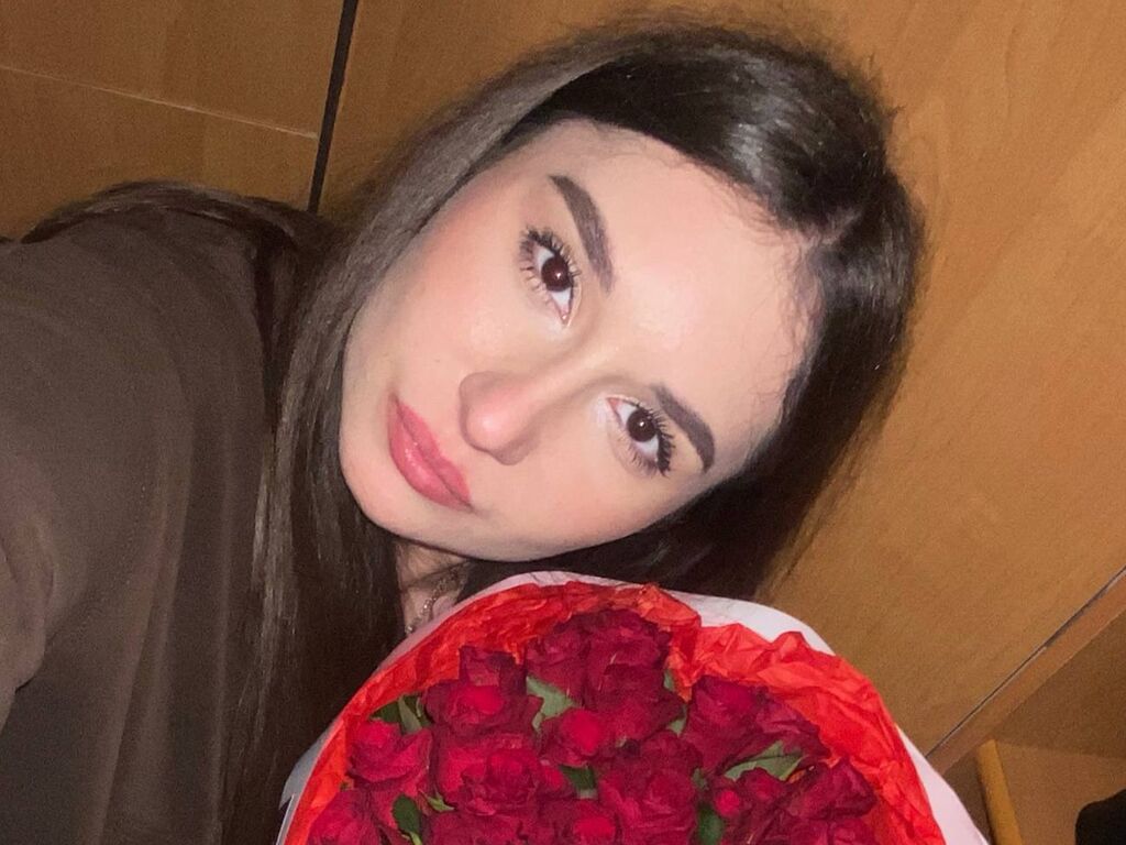 Perfil con Hesterwarhol - Imagen  n°0