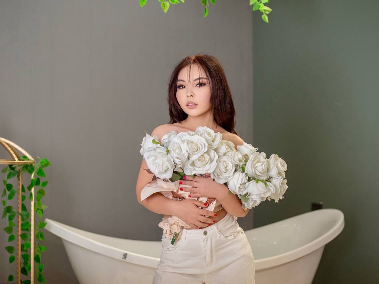 Hikkopeach's profile - Image n°1