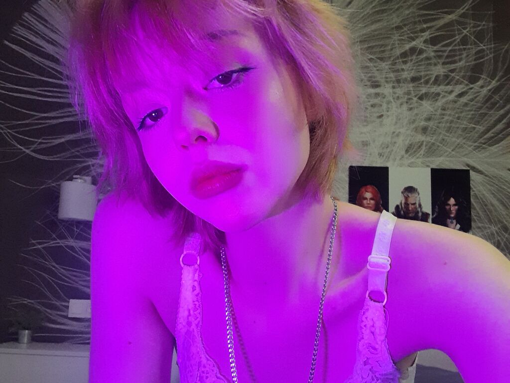 Hildabrayton's profile - Image n°1