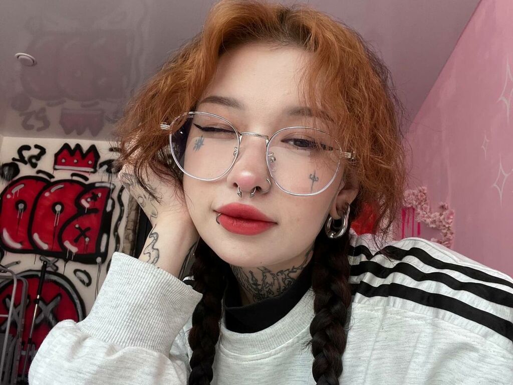 Hildacowee's profile - Image n°0