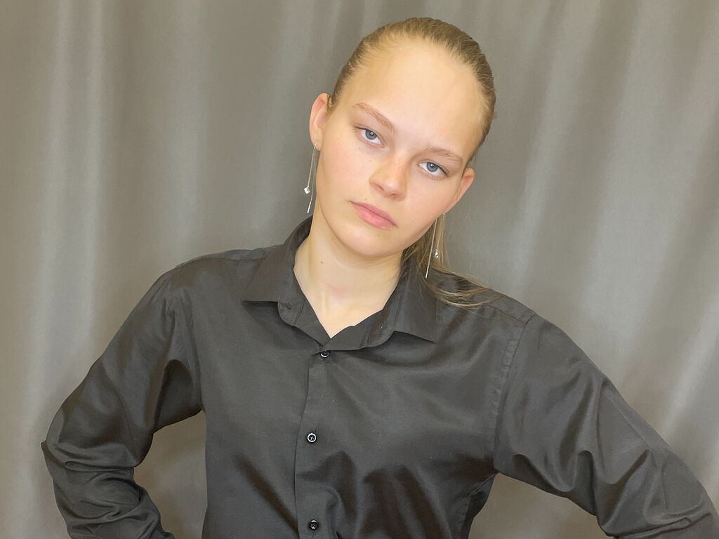Hildellender's profile - Image n°0