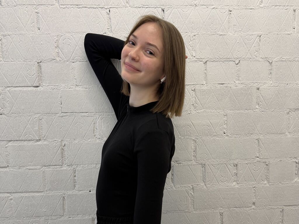 Hillaryjabiro's profile - Image n°1