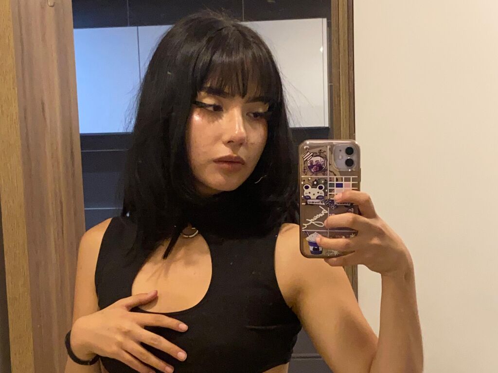 Hinahelt's profile - Image n°1