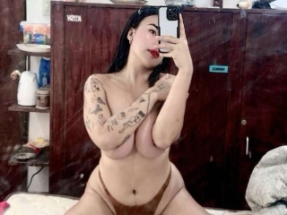 Sexcam Porn von Hinatavictoria