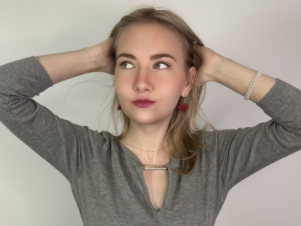 Hisakohenn's profile - Image n°0