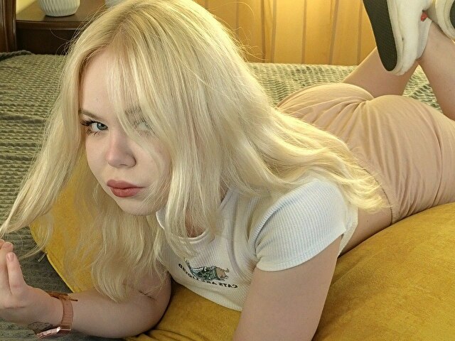 Hollieblonde's profile - Image n°2