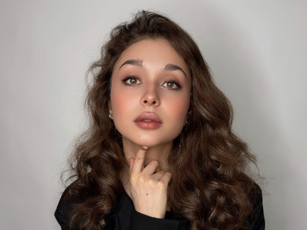 Holliscroswell's profile - Image n°0