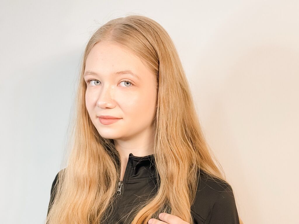 Hollisdunaway's profile - Image n°0