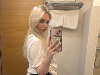Sexcam Live Show von Hollyannee