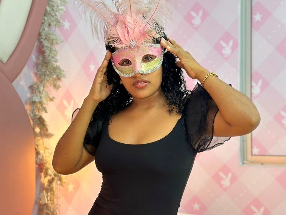 Horny_Curls' profilo - Immagine n°0