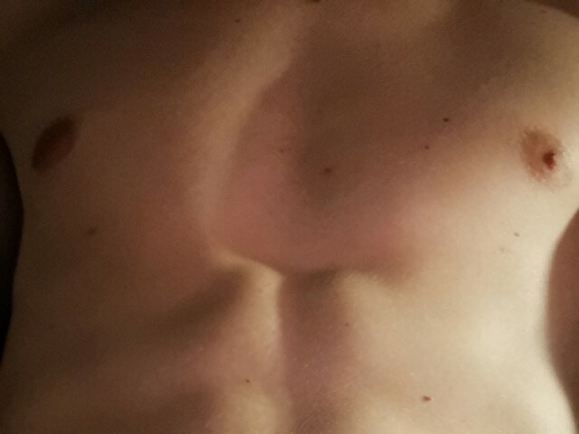 Hornyboy2002's profile - Image n°0