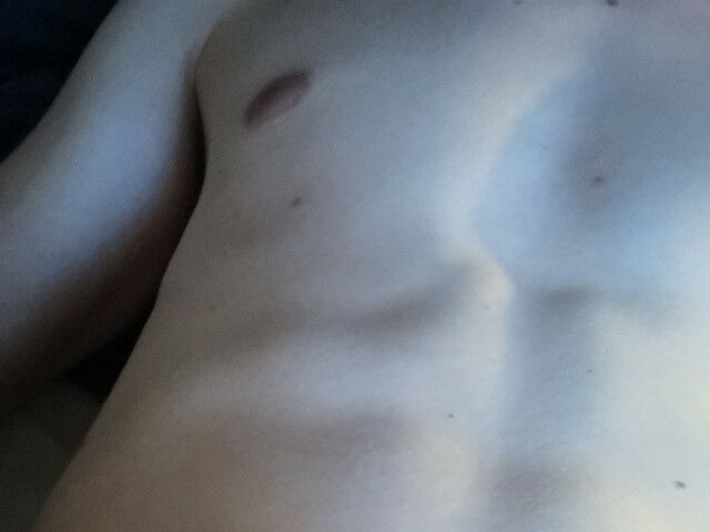 Hornyboy2002's profile - Image n°1