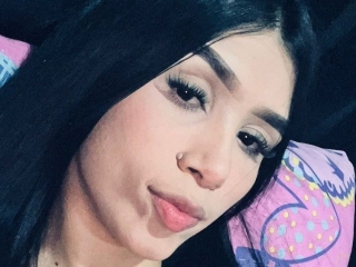 Sexo por webcam con Hotangie42