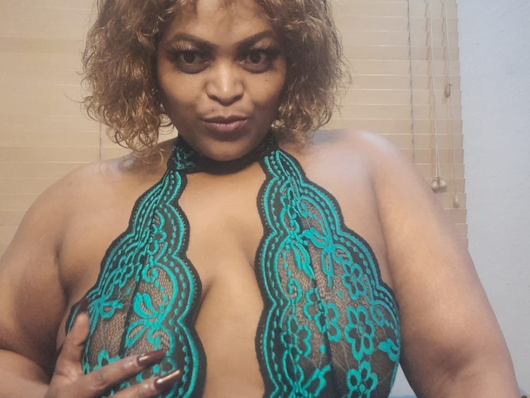 Hotcurvy39' profilo - Immagine n°0