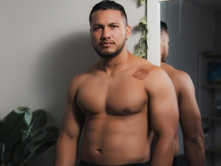 Webcam sex met Hotdante23