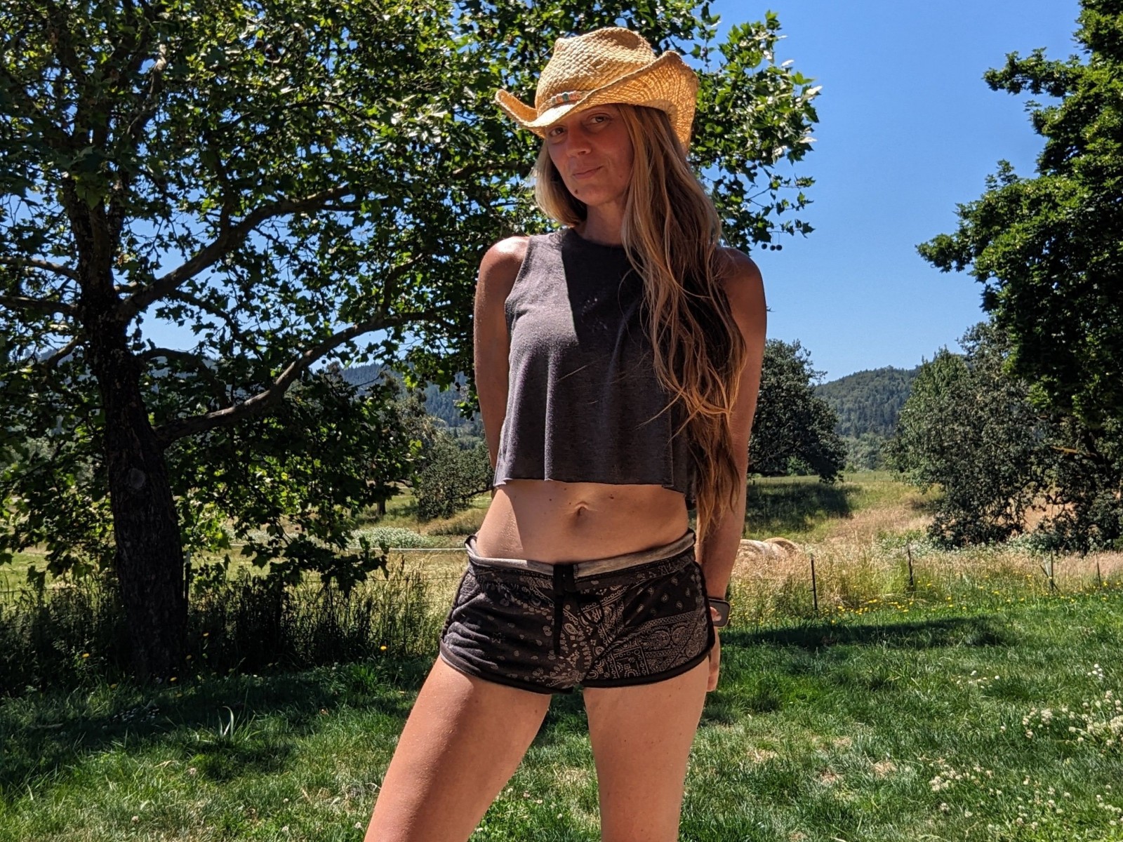 Hothousewifelena's profile - Image n°0