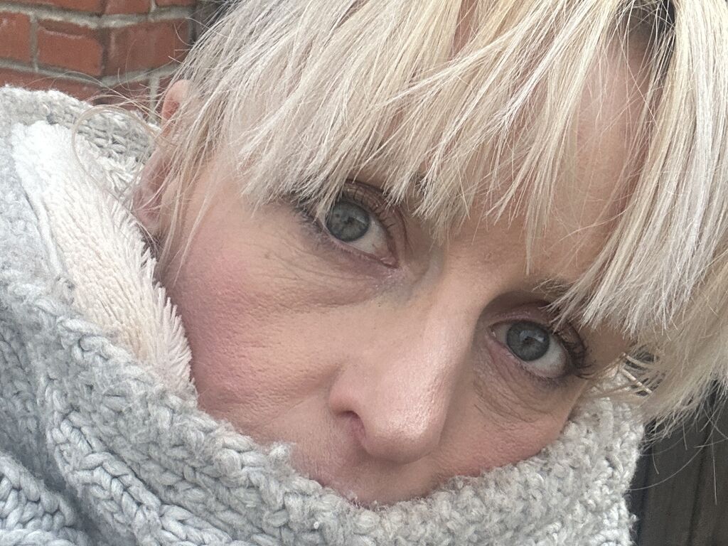 Hotkaty's profile - Image n°0