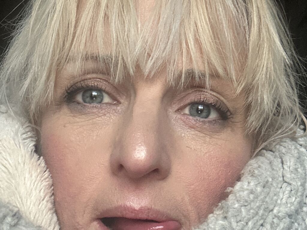 Hotkaty's profile - Image n°1