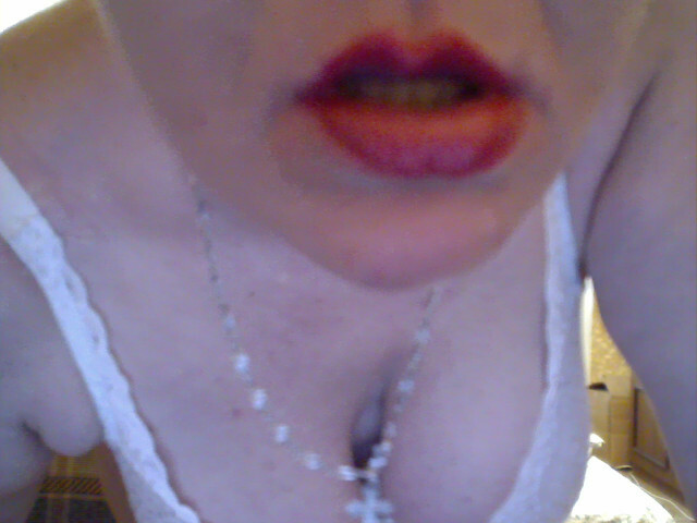 HotLusi's profile - Image n°2