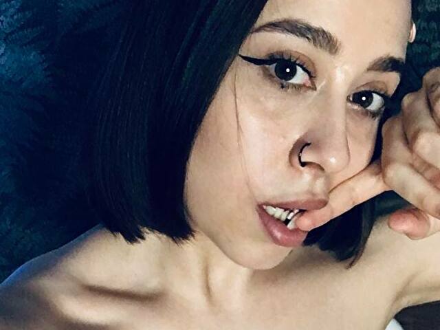 Hotmarria's profile - Image n°1