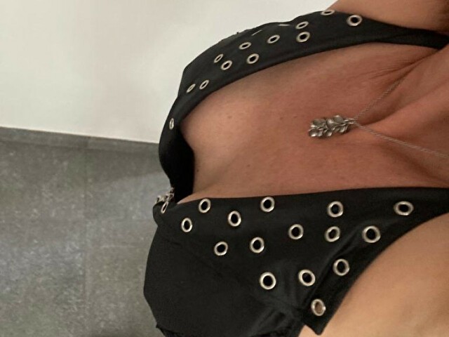 hotmilf42's profile - Image n°3