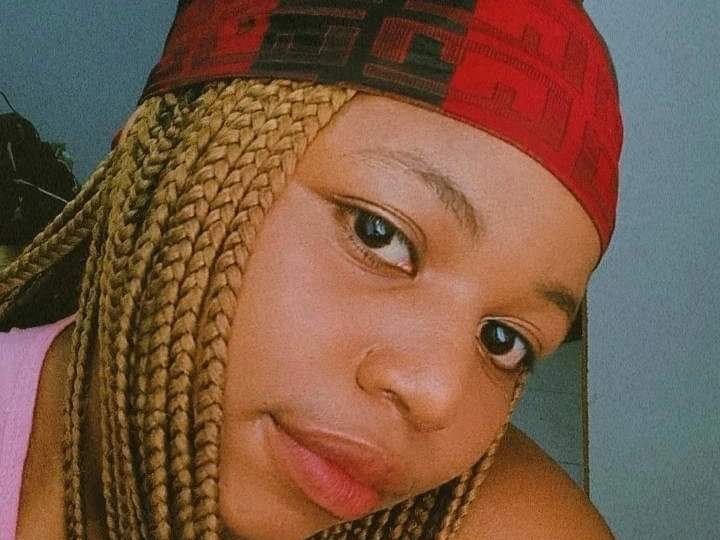 Hotsmalltits's Profil - Bild n°6