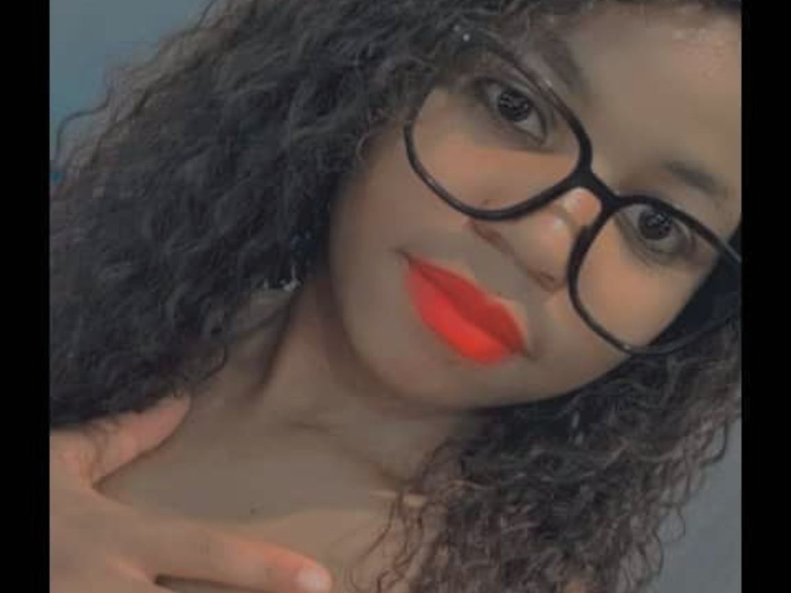 Hotsmalltits' profilo - Immagine n°1