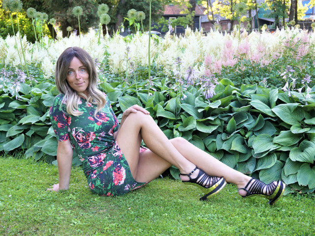 Housewife's profiel - Afbeelding n°52