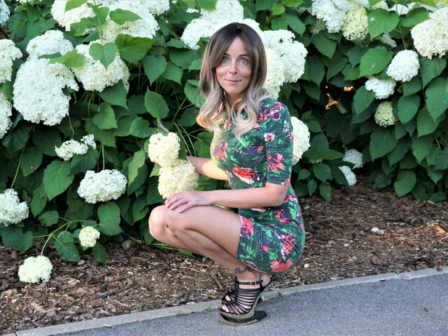 Housewife's profiel - Afbeelding n°81