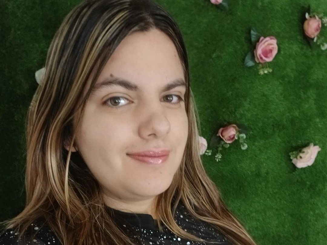 Hugetitties's profile - Image n°0