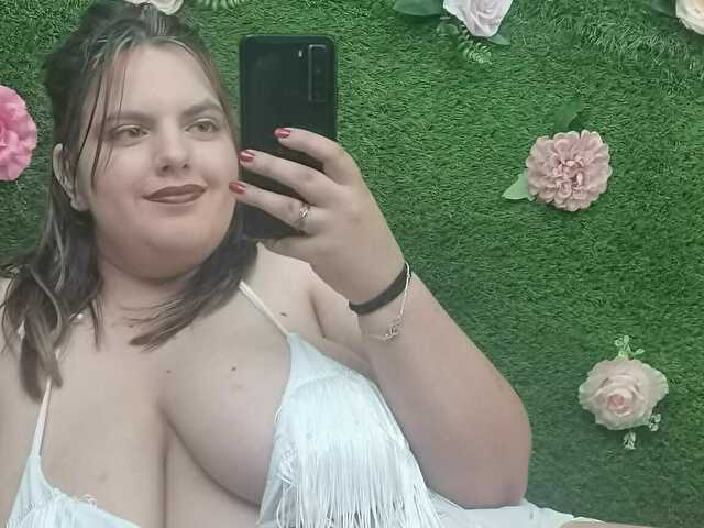 Hugetitties's profile - Image n°6